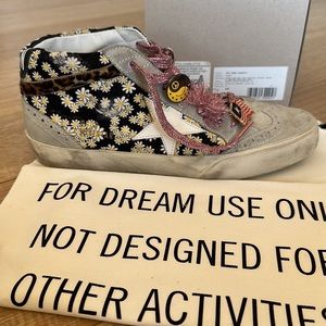 Golden Goose Daisies Mid Star